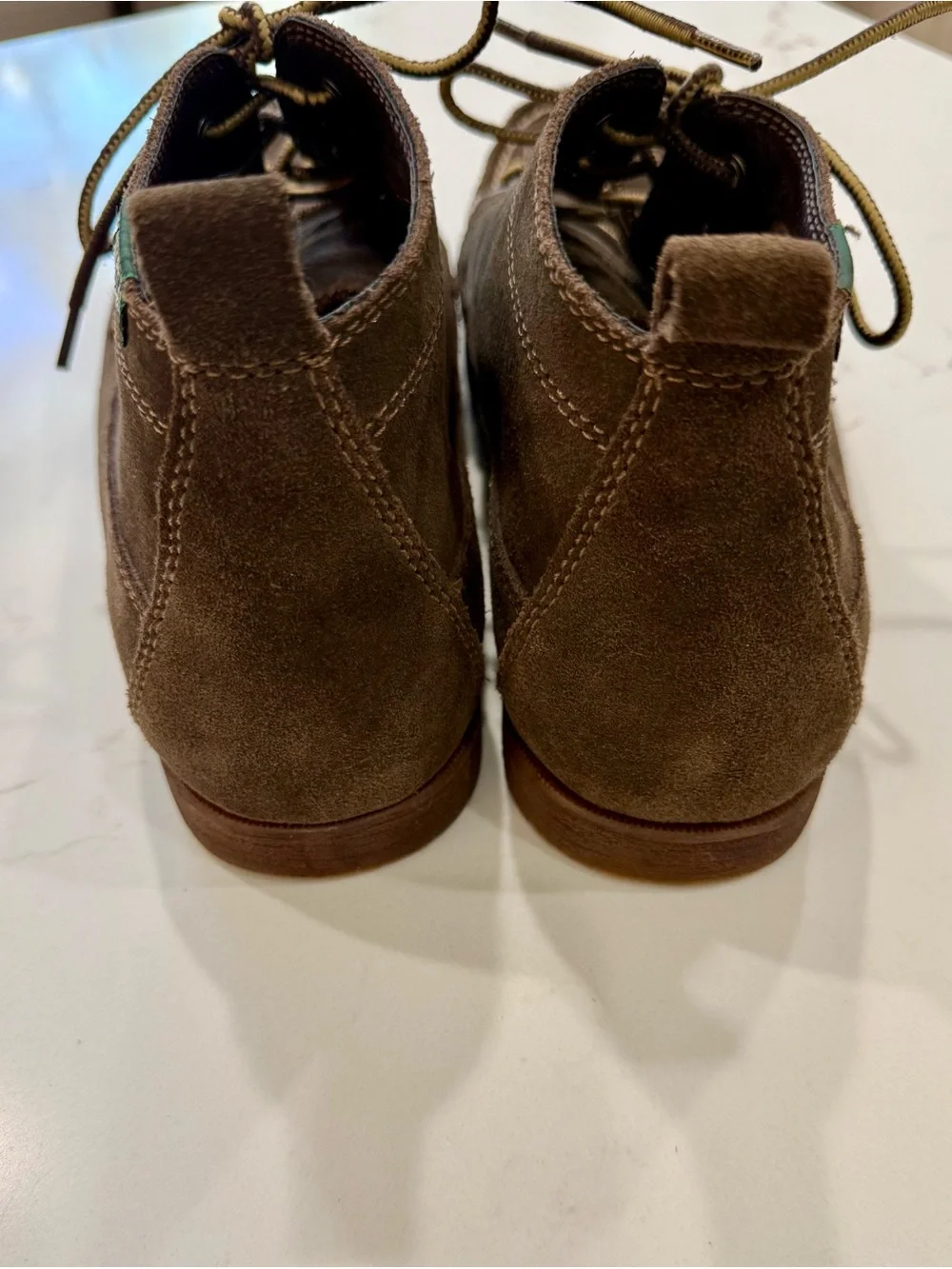Men’s Eastland Seneca Brown Suede Chukka Boots size 10 NWOT